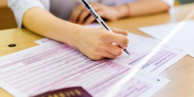 Больше двухсот каширских школьников написали ЕГЭ по русскому языку