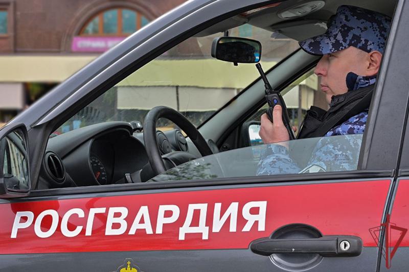 Жителя Волгограда с наркотиками задержали сотрудники Росгвардии в Москве