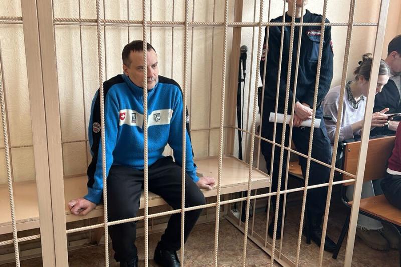Арестованного министра ЖКХ Дениса Архипова наказали за трату 490 млн рублей