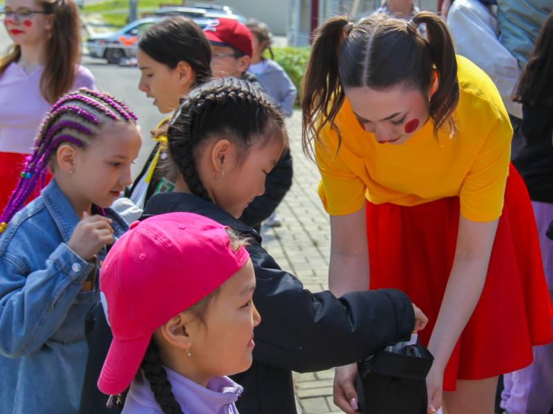 Росгвардия устроила детский праздник в честь Дня защиты детей в Кузбассе