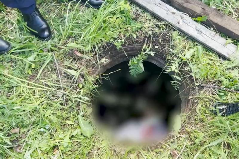 Тело пропавшей школьницы нашли в колодце возле заброшки в Сибири