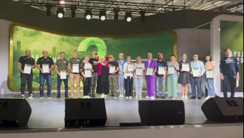 Участников проекта «Всё для Победы» из Мордовии наградили Благодарственными письмами