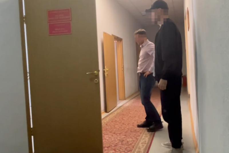 Экс-сотрудников новосибирского «Вектора» обвинили в мошенничестве и коррупции