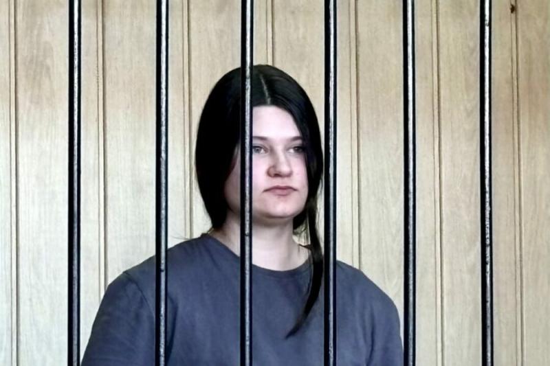 В суде началось рассмотрение дела об убийстве матерью малолетней дочери в Новосибирске