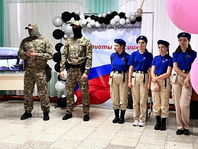 Росгвардейцы провели патриотическое мероприятие для школьников Ставрополья