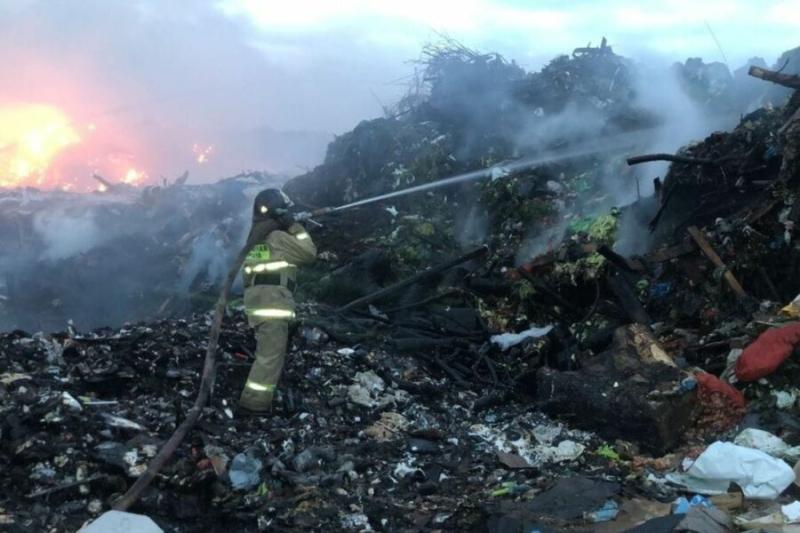 В МУП «САХ» опровергли слухи о новом пожаре на Левобережном полигоне
