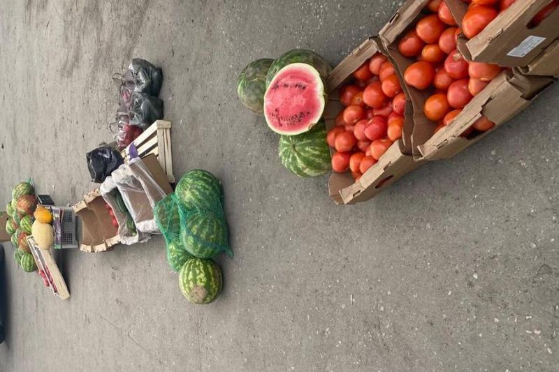 Более 500 кг овощей и фруктов изъяли у торговцев в ходе рейда в Новосибирске