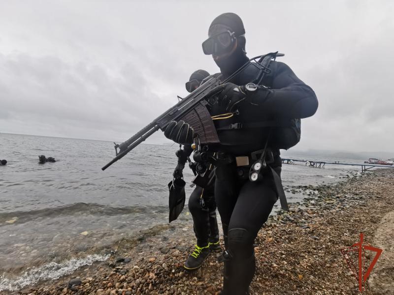 На Байкале состоялись учебно-методические сборы водолазов Сибирского округа Росгвардии