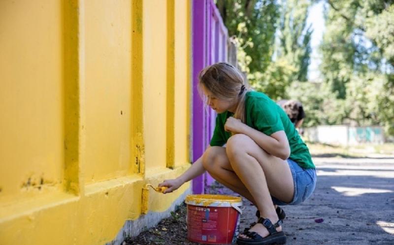 Волонтеры фонда «Милосердие» помогают бороться с уличным вандализмом