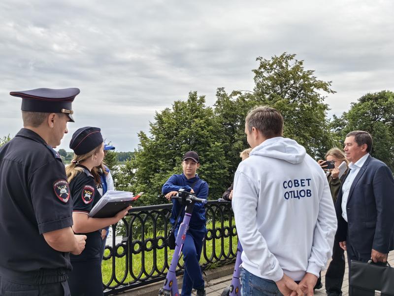 «Патруль безопасности» «Единой России» проверил популярные места отдыха ярославцев