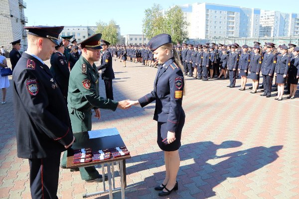 Офицер управления Росгвардии по Нижегородской области поздравил учащихся Нижегородской академии МВД России