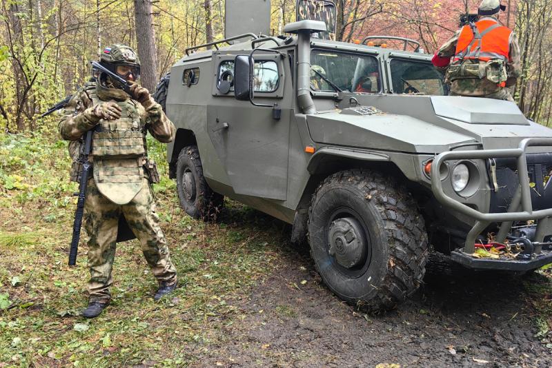 Бойцы спецназа Росгвардии продемонстрировали боевое мастерство на военно-тактической игре в Кузбассе