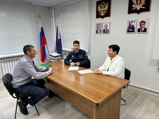 Начальник ИК-4  и глава Зональненского сельского поселения обсудили производственные возможности учреждения