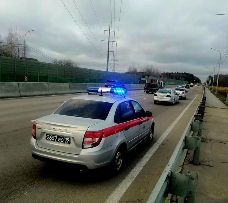 В Московской области росгвардейцы задержали граждан, устроивших  драку на проезжей части