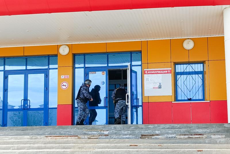 Сотрудники Росгвардии приняли участие в антитеррористическом учении в Марий Эл