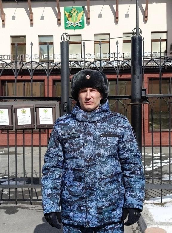 В Кузбассе судебный пристав оказал гражданину неотложную помощь