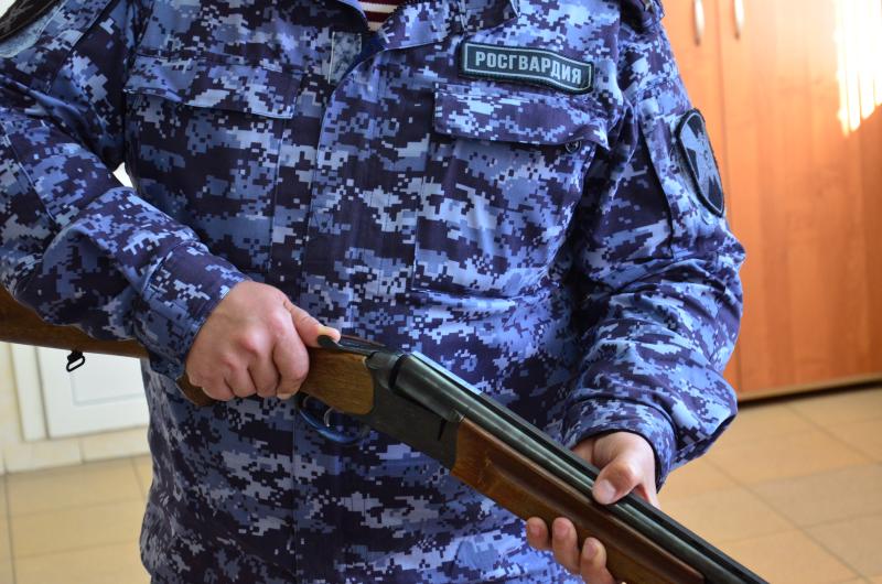 Росгвардейцы проверили за неделю более 70 владельцев оружия в Тамбовской области
