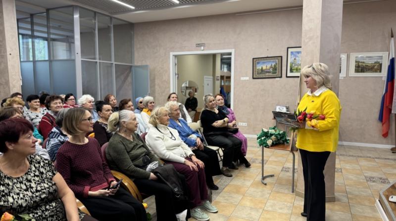 ТЕПЛО, ЗАБОТА И ТРАДИЦИИ: В ВИДНОМ ПРОШЛА ВСТРЕЧА С ЖИТЕЛЯМИ И ЖЕНЩИНАМИ СТАРШЕГО ПОКОЛЕНИЯ