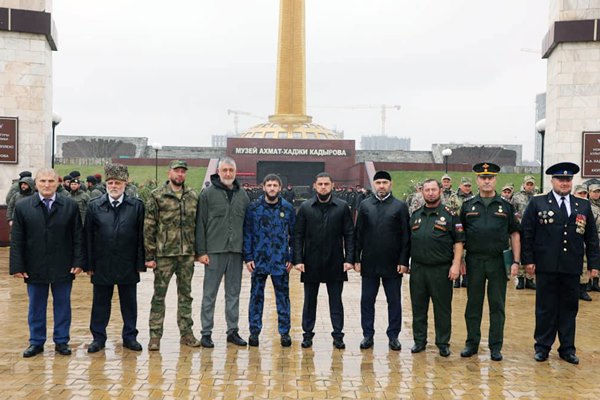 Заместитель командующего ОГВ(с) принял участие в открытии военно-патриотических игр в Грозном