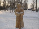 Фигура из дерева